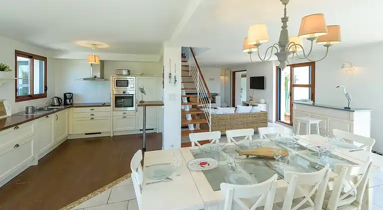 Villa in Plounéour-Trez