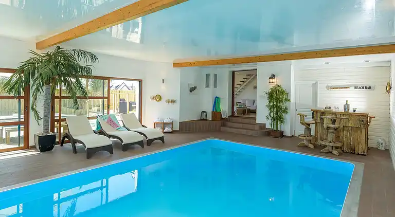 Villa in Plounéour-Trez