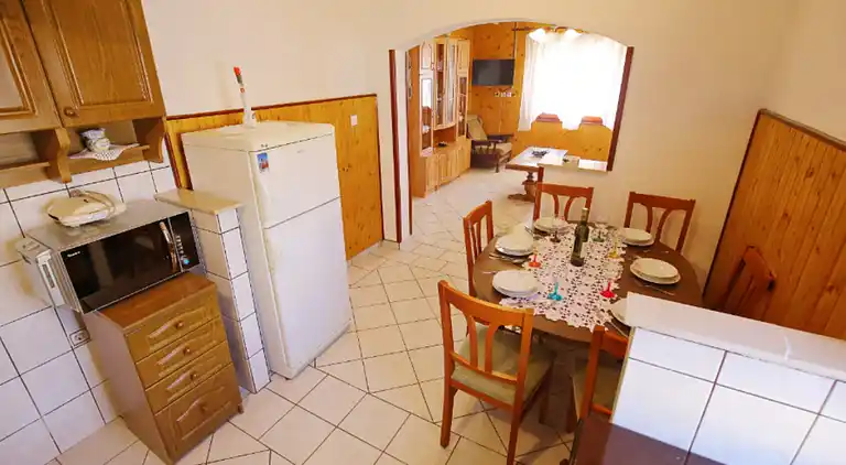 Appartement in Tribanj