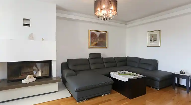 Villa i Kaštel Stari