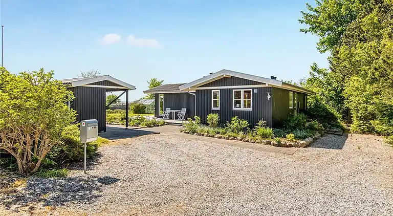 Sommerhus ved Følle Strand