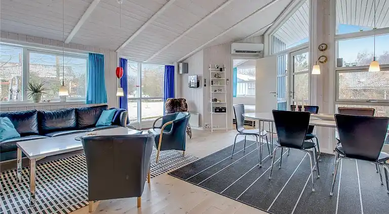 Sommerhus ved Fjellerup Strand