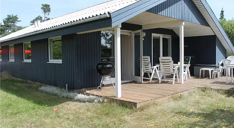 Sommerhus ved Øer Strand