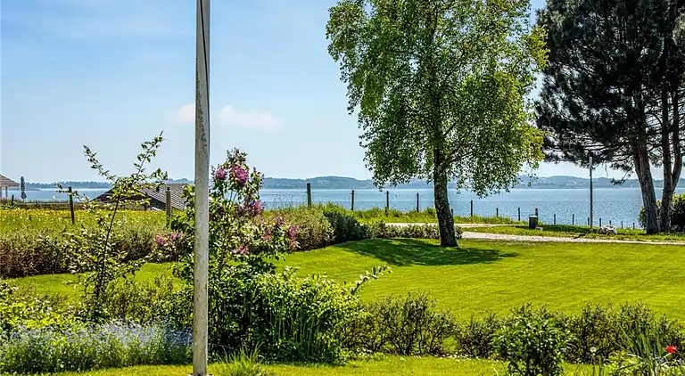 Sommerhus ved Følle Strand