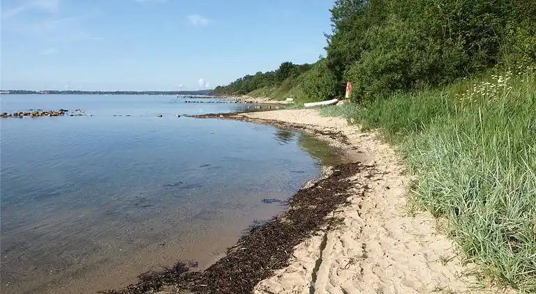 Sommerhus ved Pøt Strandby