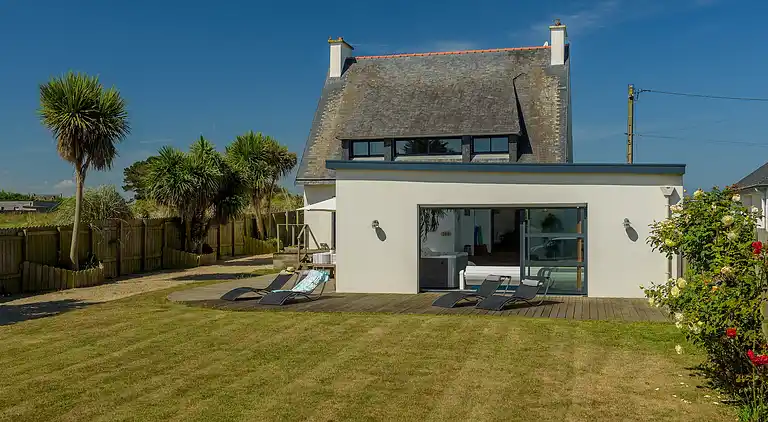 Villa in Plounéour-Trez