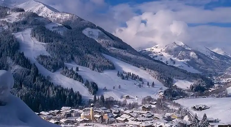 Apartment in Saalbach-Hinterglemm