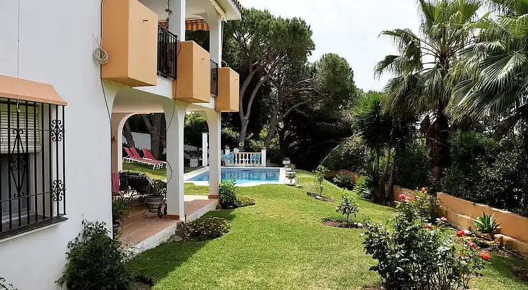 Villa in Urbanización Cerrado de Elviria