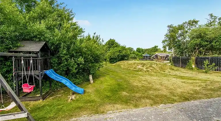 Sommerhus ved Øer Strand