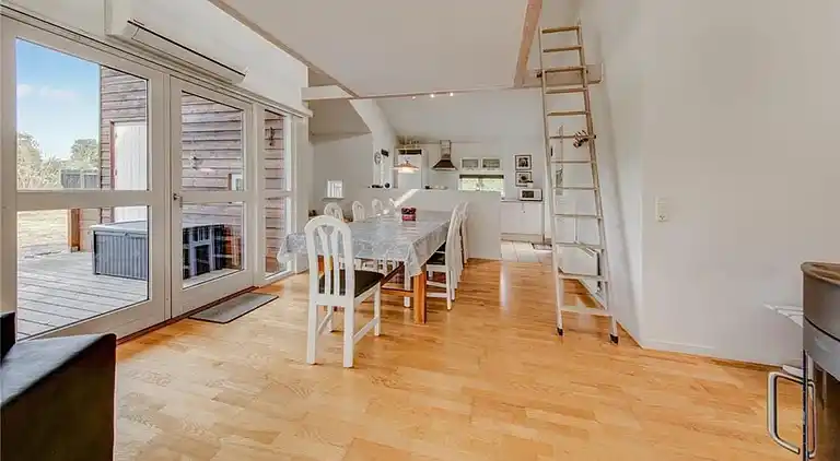 Sommerhus ved Øer Strand