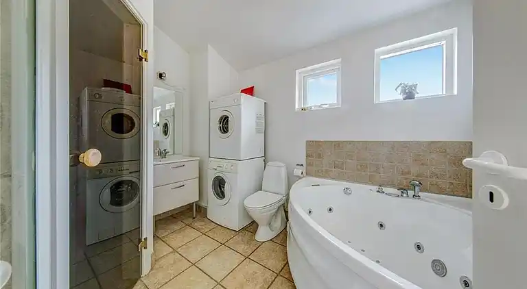 Sommerhus ved Øer Strand