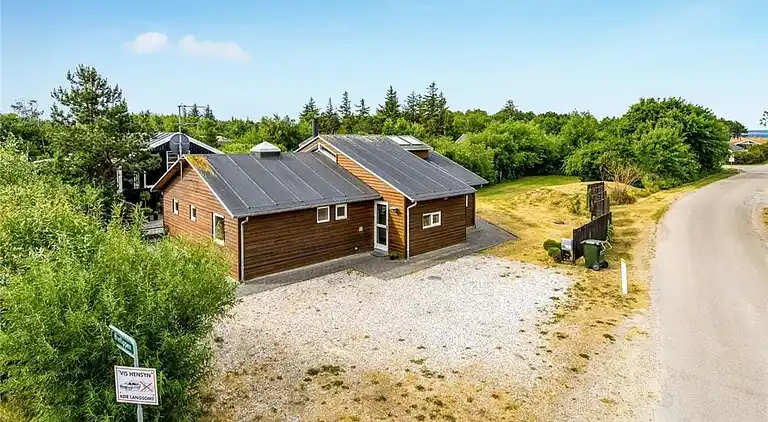Sommerhus ved Øer Strand