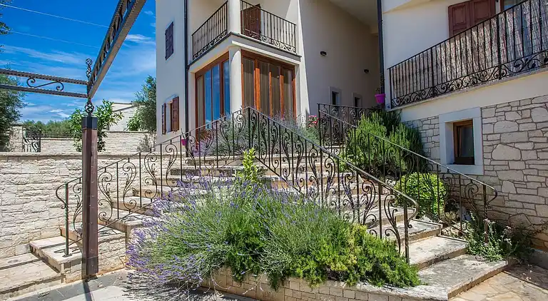 Ferielejlighed i Bužinija