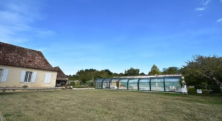 Holiday home in Cours-de-Pile