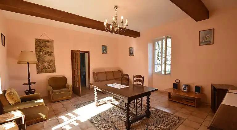 Holiday home in Cours-de-Pile