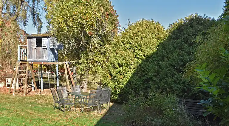 Holiday home in Netze