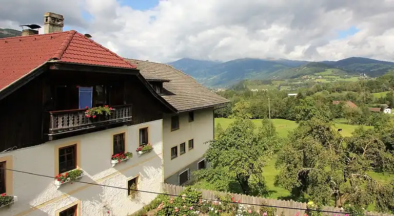 Farm house in Landfraß