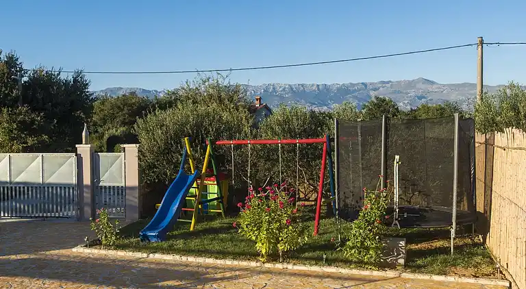 Holiday home in Islam Latinski