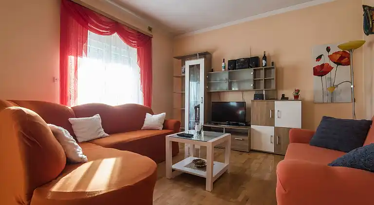 Holiday home in Islam Latinski