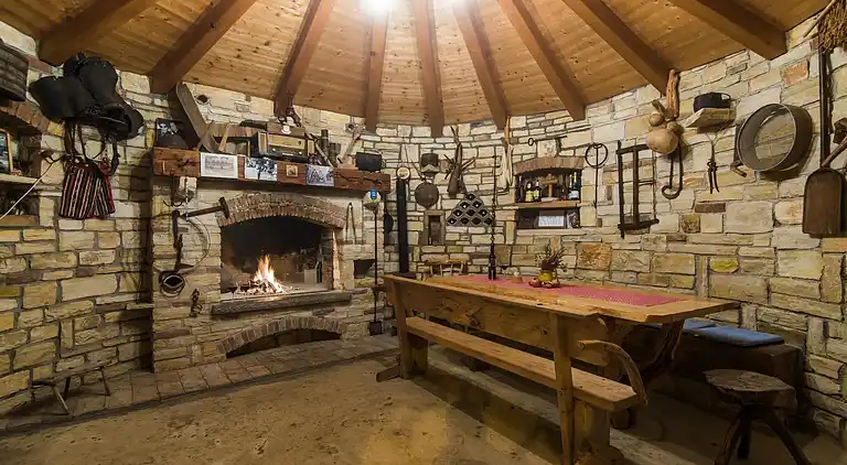 Holiday home in Poličnik