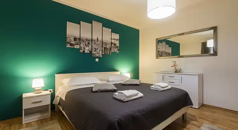 Holiday home in Poličnik