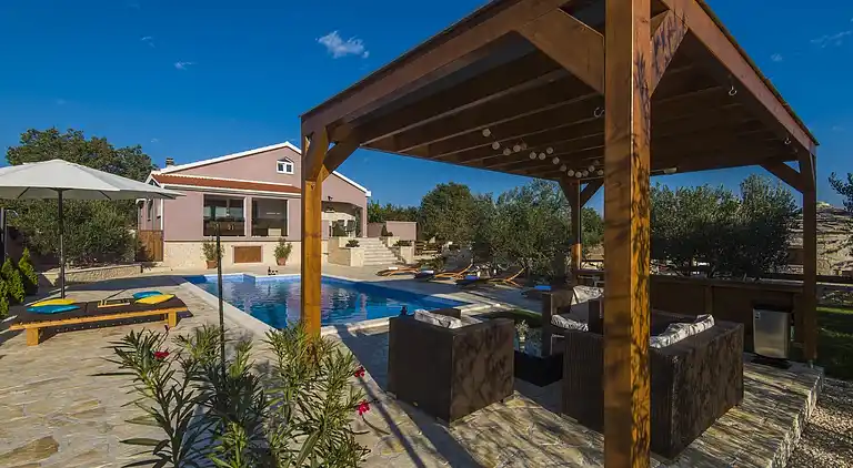 Holiday home in Poličnik