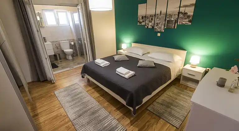 Holiday home in Poličnik