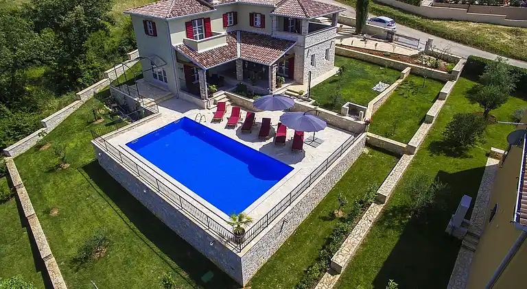 Villa i Montižana
