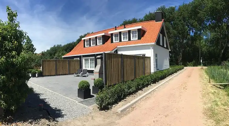 Holiday home in Oostkapelle
