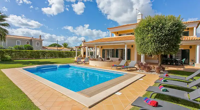 Villa in Quarteira
