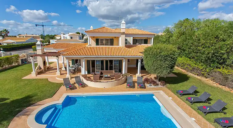 Villa in Quarteira