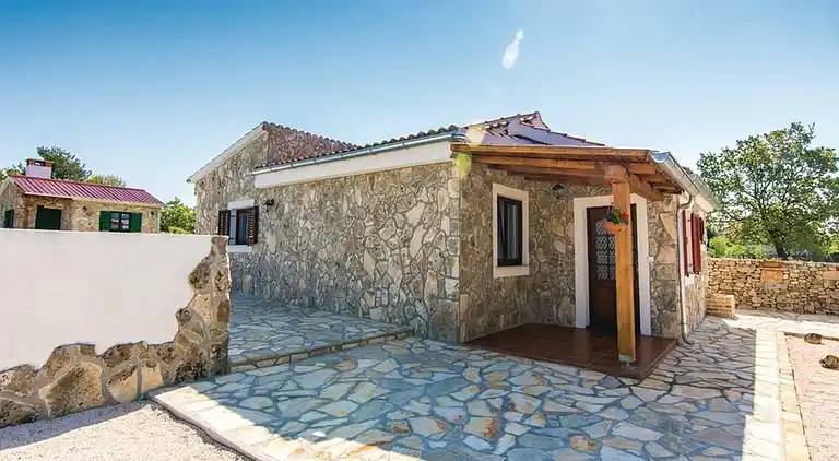 Sommerhus i Zemunik Donji
