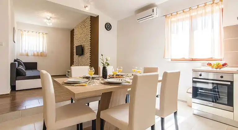 Sommerhus i Zemunik Donji