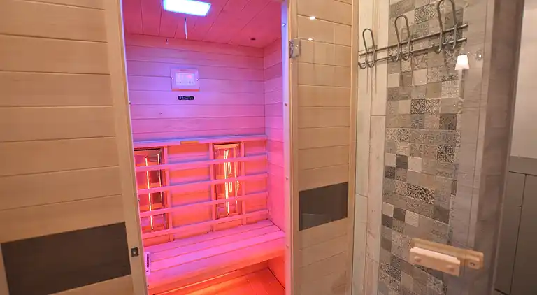 Farm house in Aublain