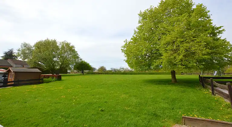 Farm house in Aublain