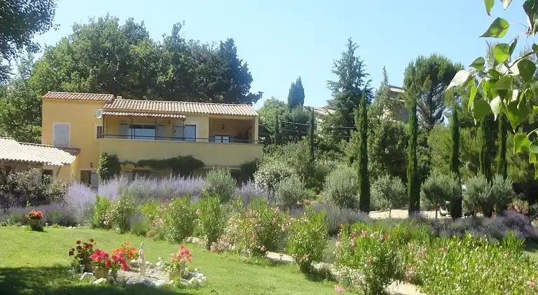 Villa in Saint-Saturnin-lès-Apt