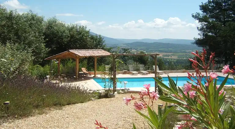 Villa in Saint-Saturnin-lès-Apt