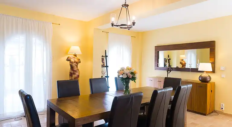 Villa Aphrodite with heated pool and exotic garden