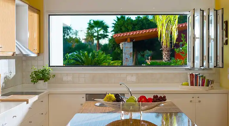 Villa Aphrodite with heated pool and exotic garden