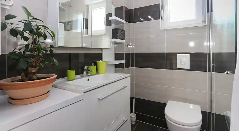 Villa in Okrug Gornji