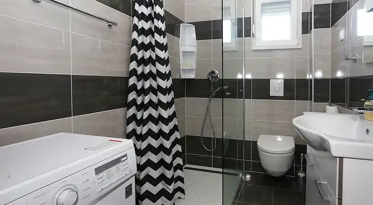 Villa in Okrug Gornji