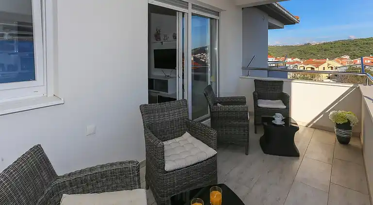 Villa in Okrug Gornji