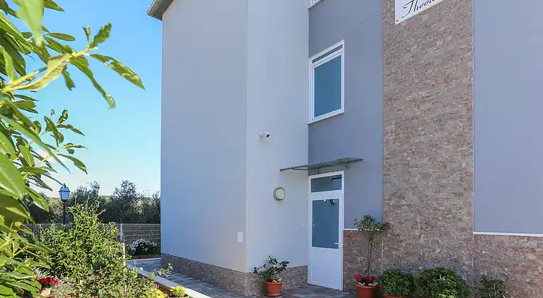 Villa in Okrug Gornji