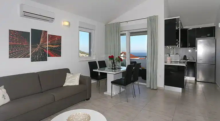 Villa in Okrug Gornji