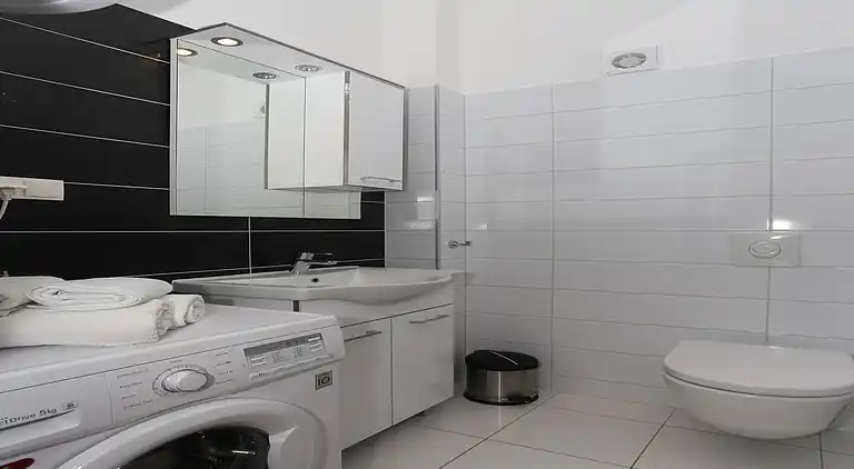 Villa in Okrug Gornji