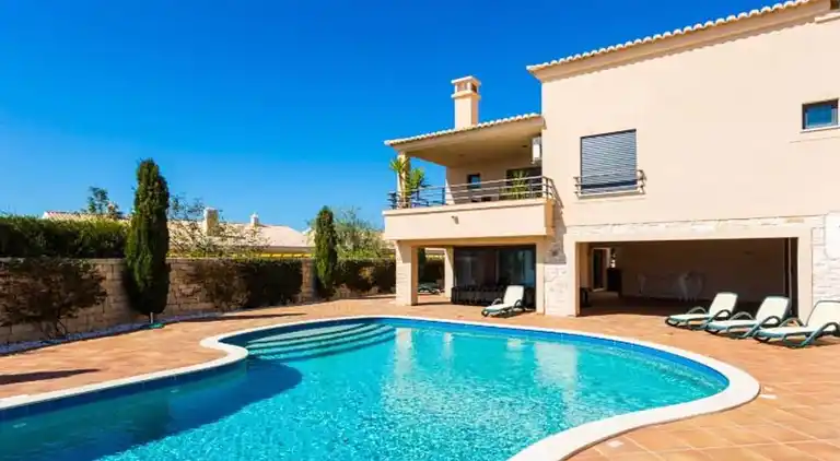 Ferielejlighed i Luz