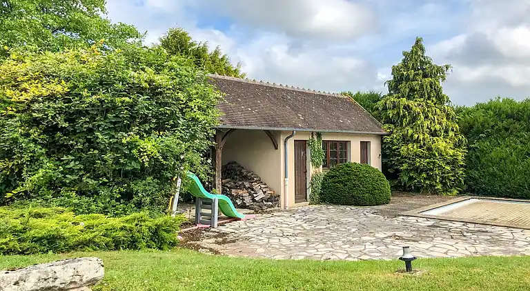 Holiday home in Cérilly