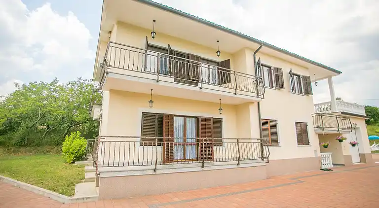 Farm house in Mala Huba