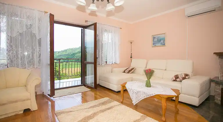 Farm house in Mala Huba