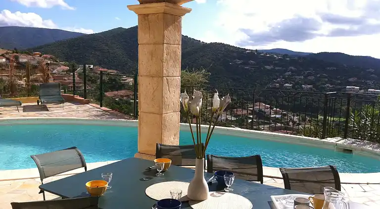 Villa in La Londe-les-Maures